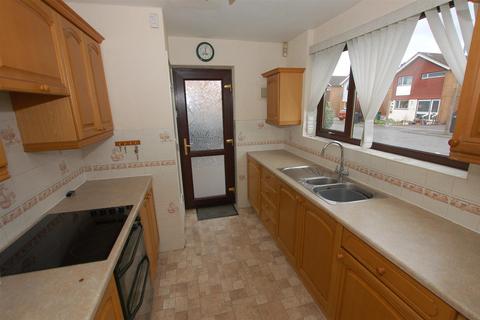11 Windermere Drive, Kingswinford, DY6 8AN