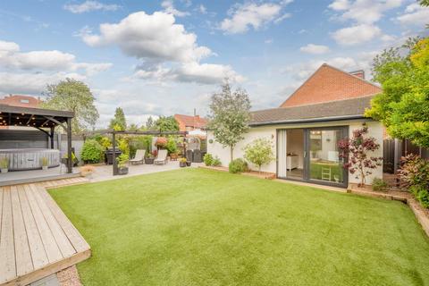 60 Cot Lane, Stourbridge, DY8 5PR
