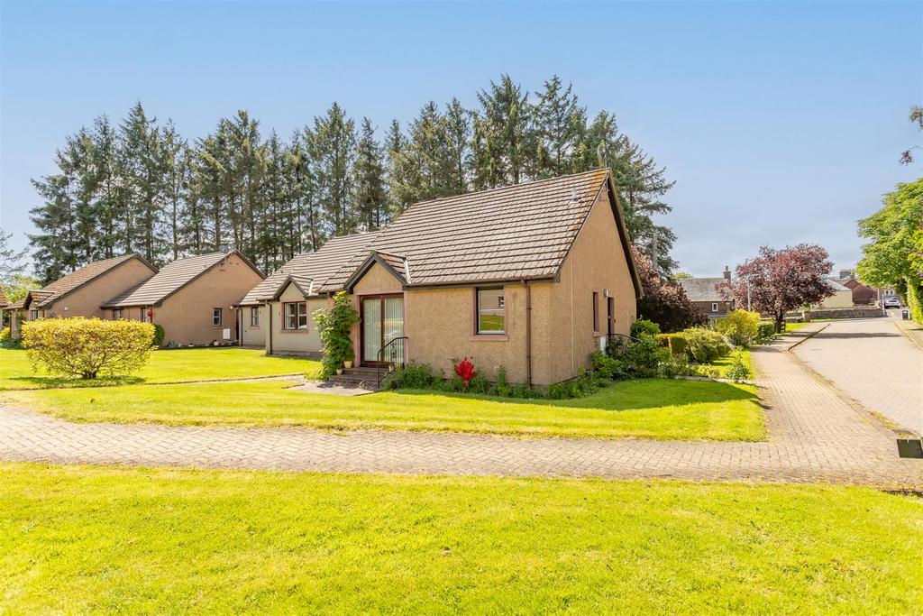 Earnbank, Bridge Of Earn, Perth 2 bed detached bungalow £148,500