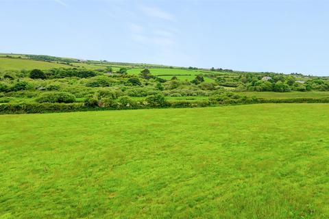 Clun Gwernak Releath, Sithney, Helston, TR13 0HD