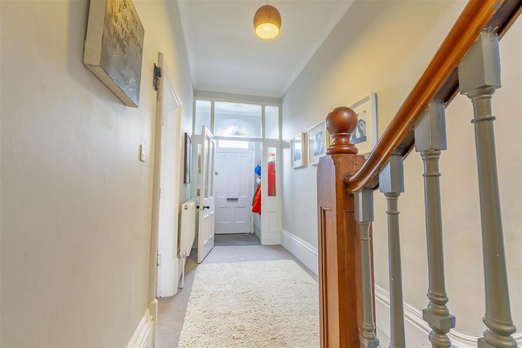 Entrance Hall (8)-HDR copy.jpg