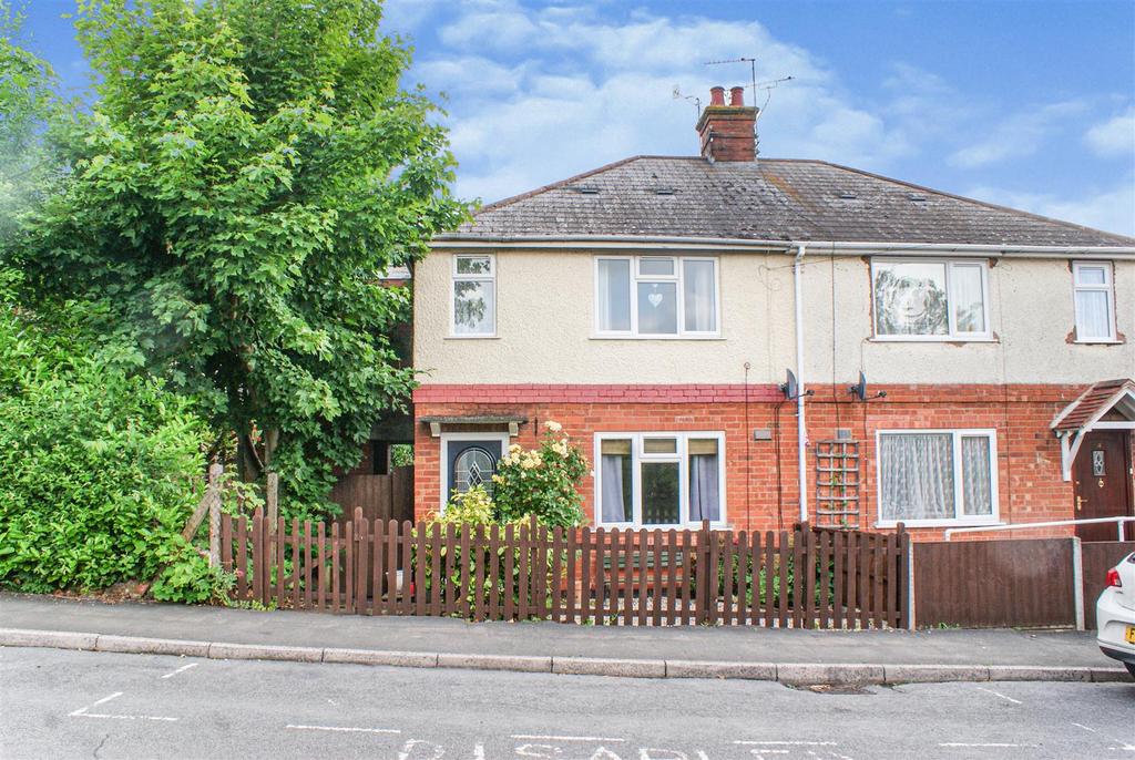 Herberts Lane, Kenilworth 3 bed semidetached house for sale £315,000