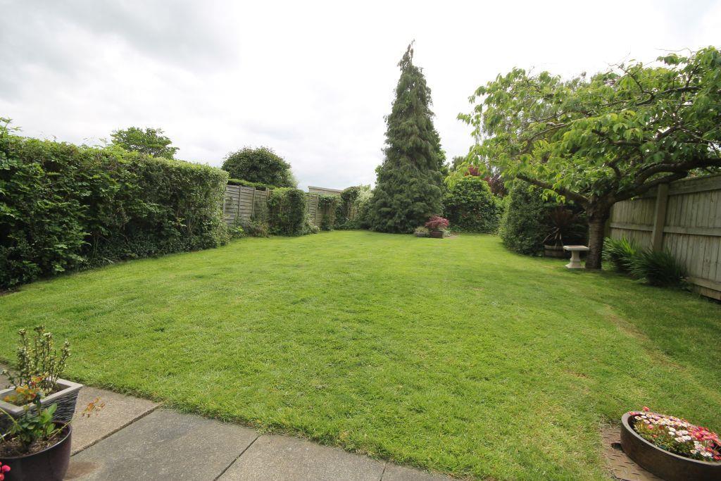 Dunsgreen, Ponteland, Newcastle upon... 3 bed detached house £350,000