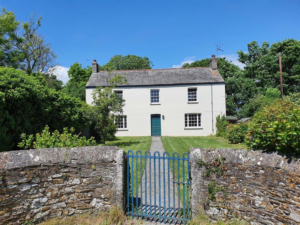 St Ewe 4 bed farm house £1,500 pcm (£346 pw)