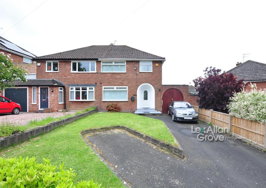 Huntingtree Road, Halesowen 3 bed semidetached house £260,000