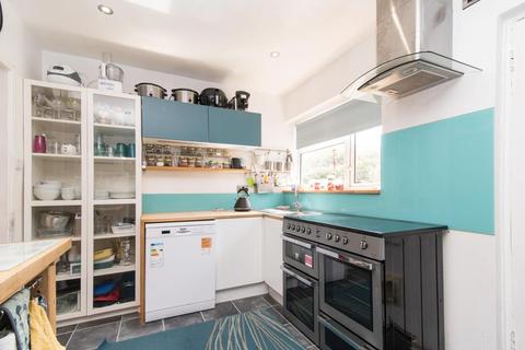 25 Elmcroft, Oxton, Southwell, NG25 0SB