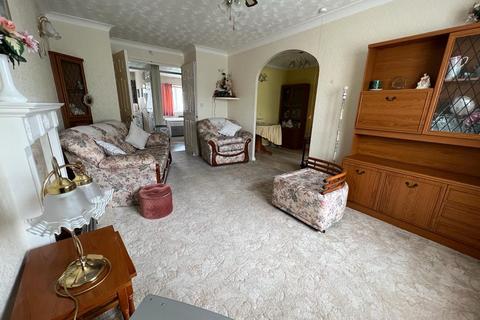 2 bedroom retirement property for sale - Cunningham Close, Romford
