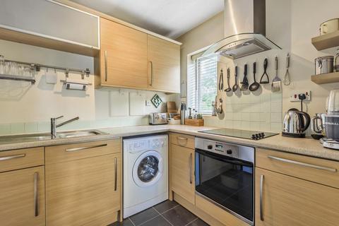 30 Britton Close, London, SE6 1AP