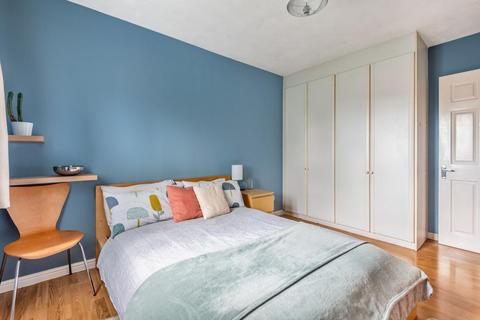 30 Britton Close, London, SE6 1AP