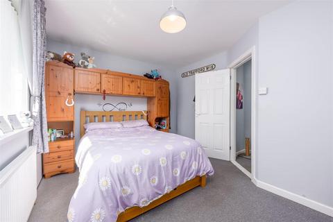 202 Darnley Road, Rochester, ME2 2UW