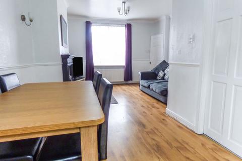 49 Douglas Gardens, Gateshead, NE11 9RA