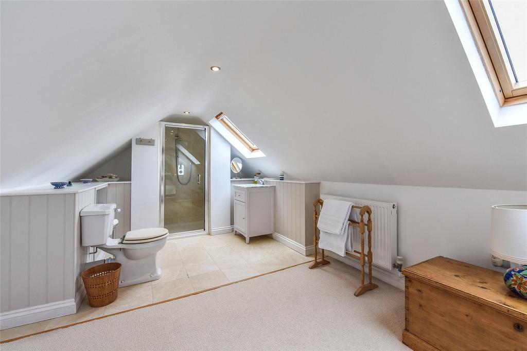 2nd Floor Bathroom