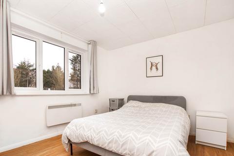 1 bedroom apartment to rent, Stocksfield Road, Walthamstow