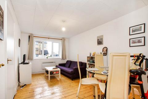 1 bedroom apartment to rent, Stocksfield Road, Walthamstow