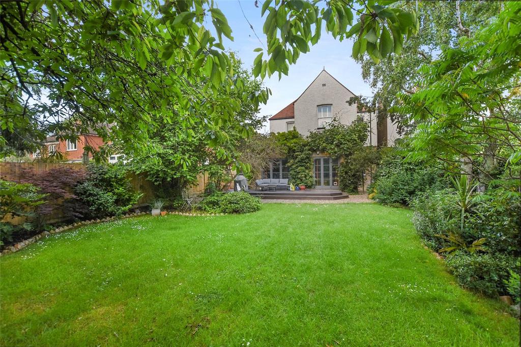 Milverton Road, London, NW6 2 bed apartment £565,000