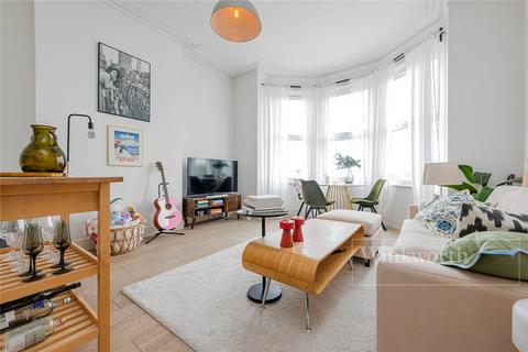 2 bedroom apartment for sale, Milverton Road, London, NW6