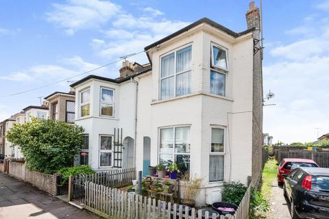 3 bedroom terraced house for sale in Valkyrie Road, Westcliff-on-sea, SS0