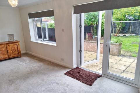 12 Aintree Road, Calmore, Southampton, SO40 2TL