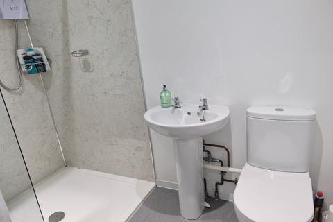 12 Aintree Road, Calmore, Southampton, SO40 2TL