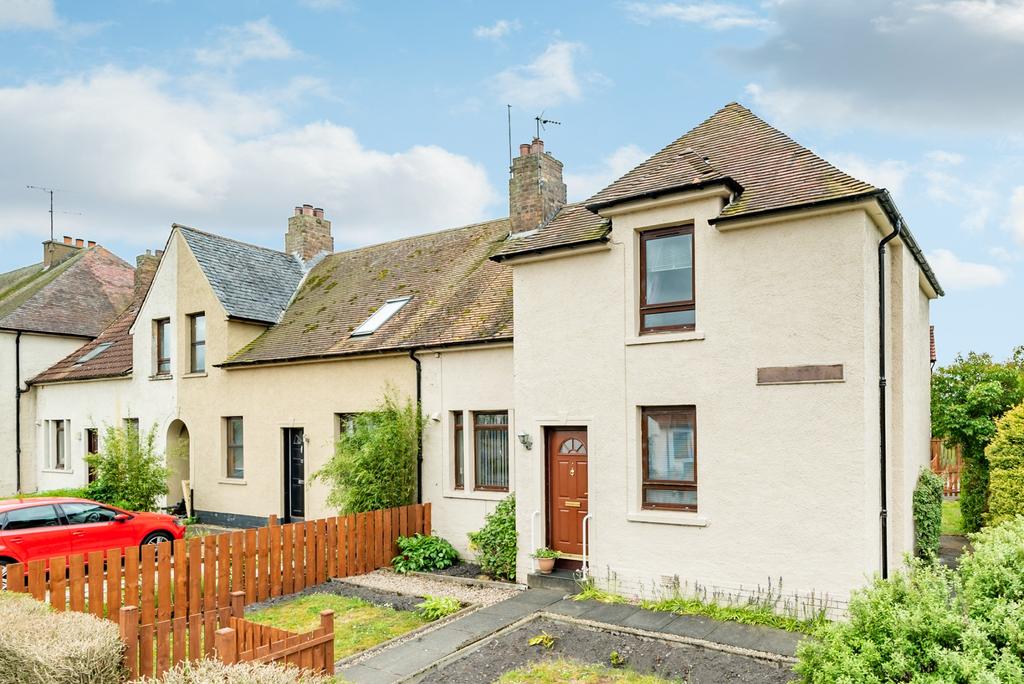 Ramsay Street, Coalsnaughton... 3 bed end of terrace house £125,000