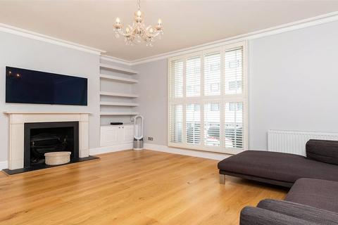 3 bedroom maisonette to rent, Jamestown Road, Camden, London