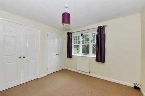 2 bedroom terraced house to rent, Kiln Croft Close, Marlow, Buckinghamshire, SL7