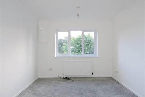 Flat 8, Finsbury Court Parkside, Waltham Cross, EN8 7TH