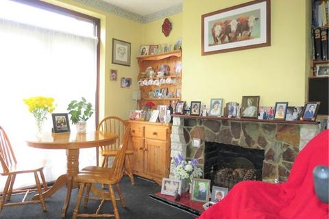 102 Albany Road, Enfield, EN3 5UE