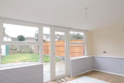 96 Swanfield Road, Waltham Cross, EN8 7JL