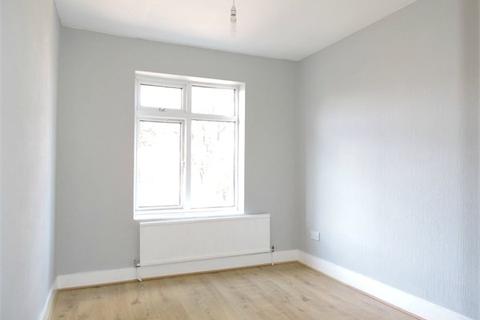 41 Catisfield Road, Enfield, EN3 6BB