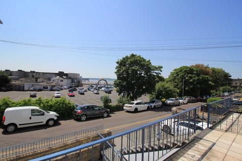 5 bedroom house for sale, *Substantial Home & Income*4 Bedrooms with En Suite*Large 2 Bedroom Flat*Sea Front Location*