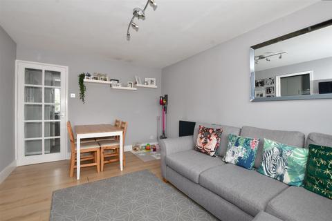 217 Mullards Close, Hackbridge, Mitcham, CR4 4FF