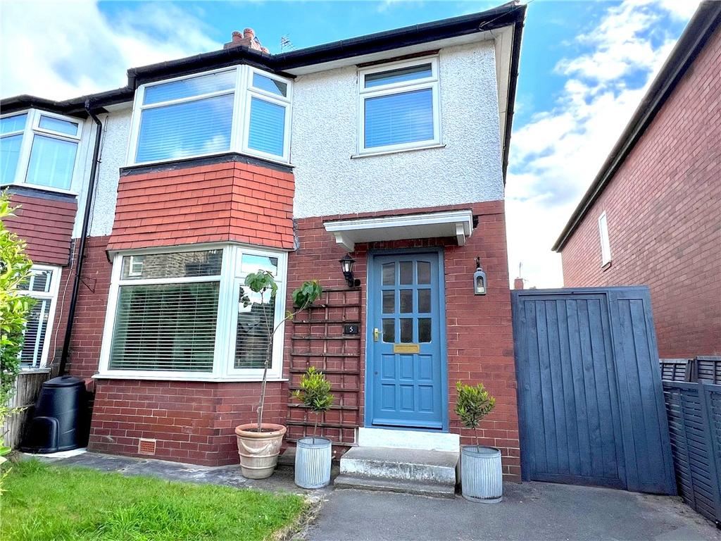 Somerset Road, Harrogate, North... 3 bed semidetached house £375,000