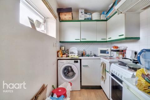 47 Abbotswood Way, Hayes, UB3 3PF