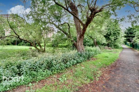 47 Abbotswood Way, Hayes, UB3 3PF