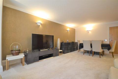 2 bedroom apartment for sale, Chasewood Park, harrow on the Hill