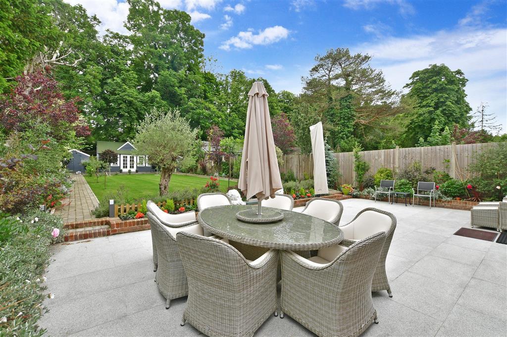 Patio / Decking