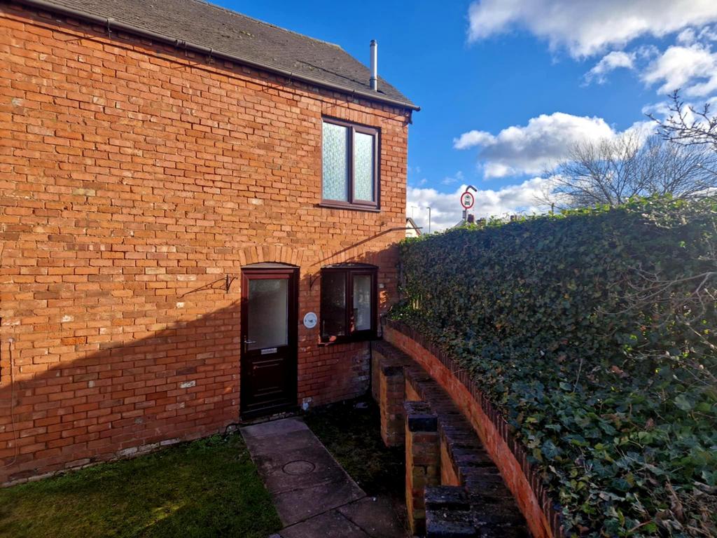 Anson Mews, Rugeley- 2 bedroom end terrace house