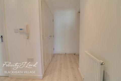 2 bedroom flat to rent - Trinity Village, Bromley, BR2