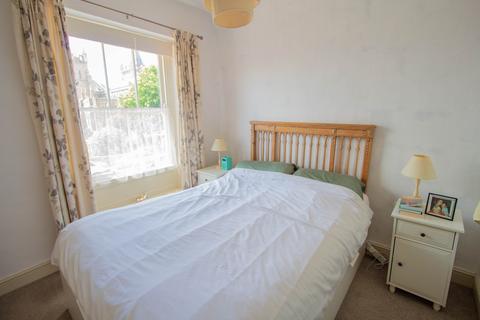 11 Cornhill, Ottery St Mary, EX11 1DW