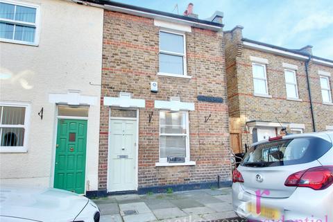 2 bedroom end of terrace house for sale - Primrose Avenue, Enfield, Middlesex, EN2