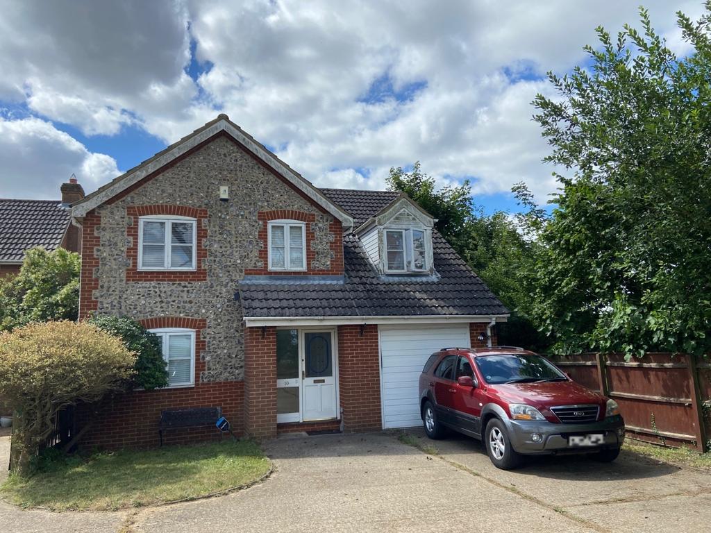 Lakenheath, Suffolk, IP27 4 bed detached house £395,000