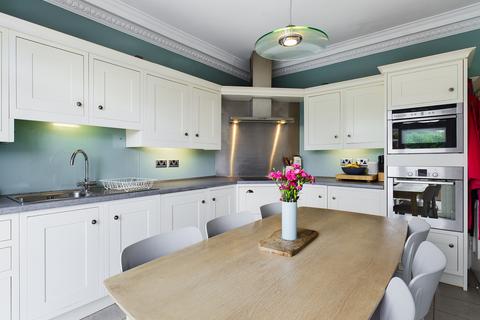 45 Manor Road, Paignton, TQ3 2HZ