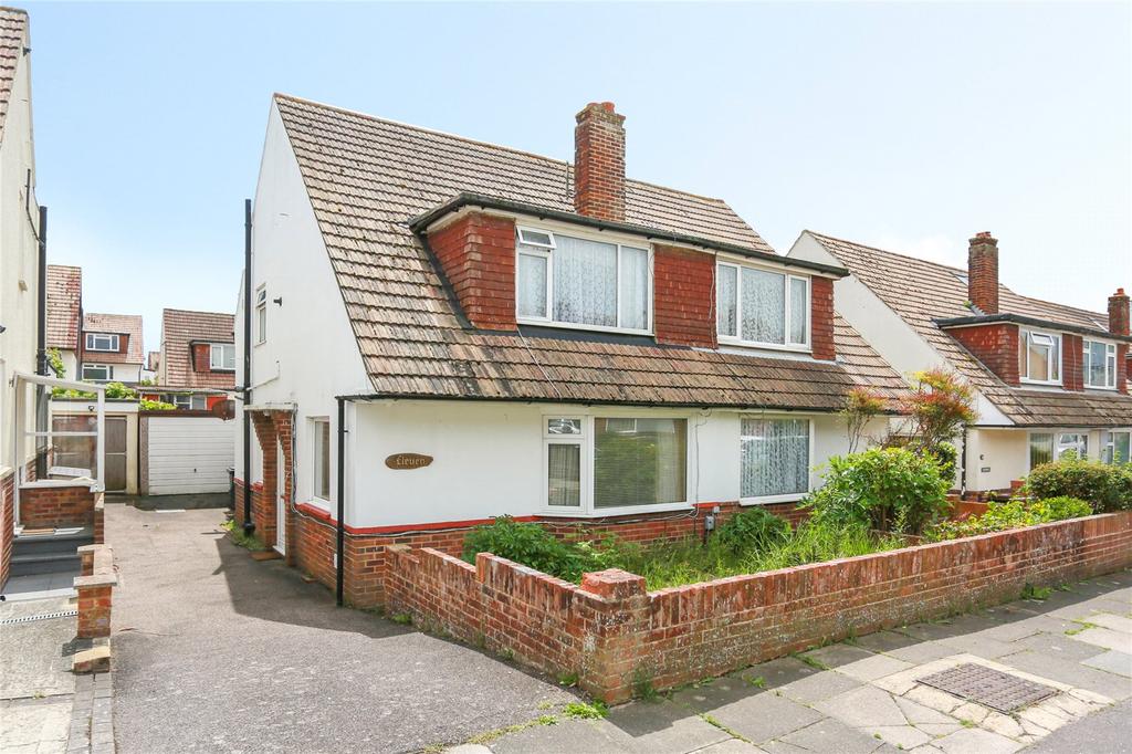Thornhill Rise, Portslade, East... 4 bed semidetached house £1,450