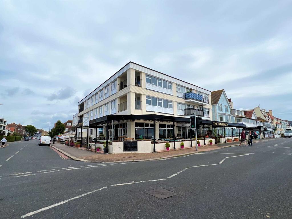 Nyewood Lane, Bognor Regis 2 bed flat £1,095 pcm (£253 pw)