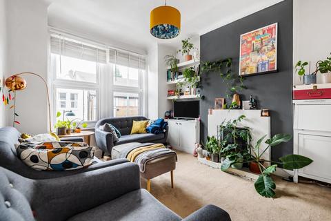 61 Fairlight Road, London, SW17 0JE