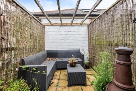 61 Fairlight Road, London, SW17 0JE