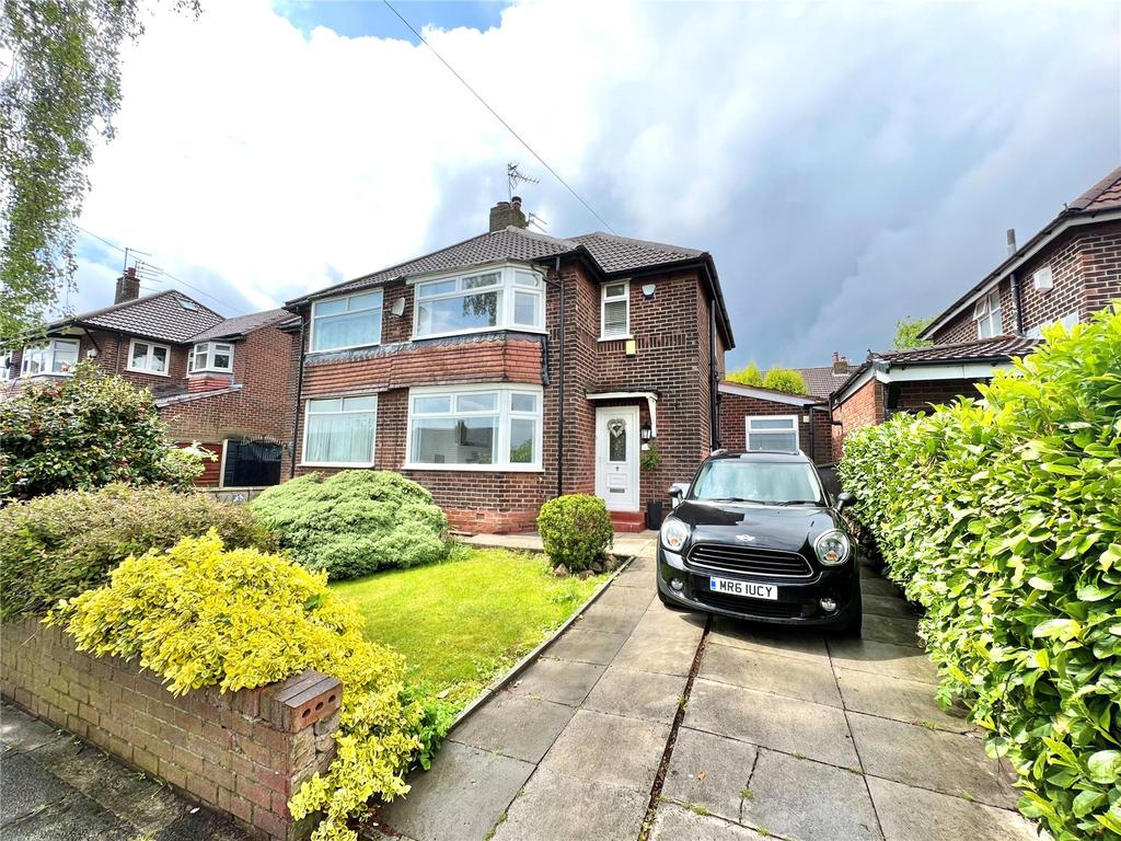 Hill View Road, Dane Bank, Denton, M34 3 bed semidetached house £333,000
