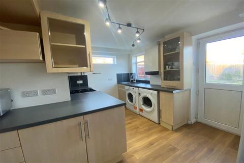 5 bedroom semi-detached house to rent, Beech Crescent, Kidlington, North Oxford, Oxfordshire, OX5