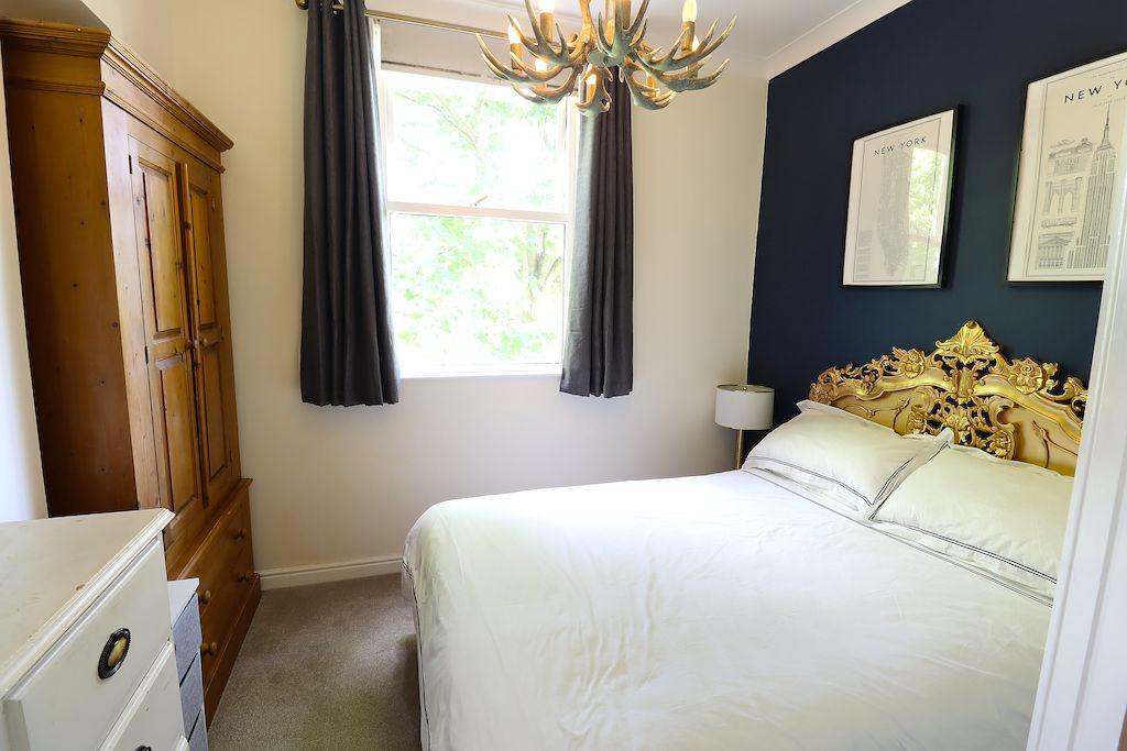Bedroom 2 (Double)